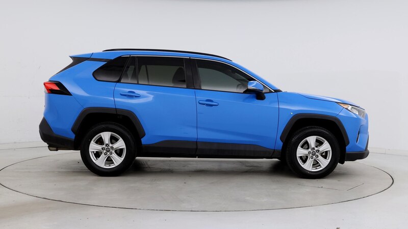 2019 Toyota RAV4 XLE 7