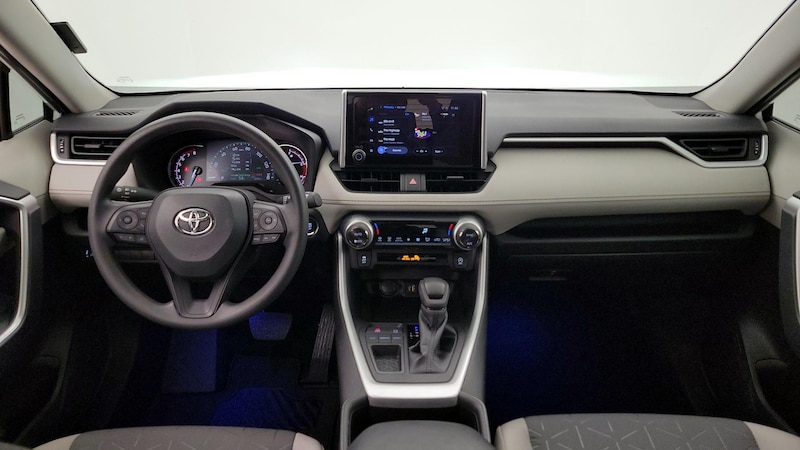 2024 Toyota RAV4 XLE 9