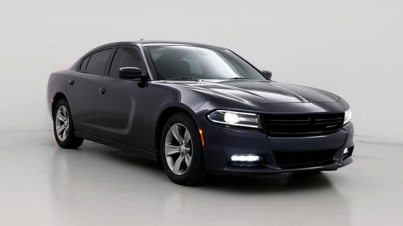 2017 Dodge Charger SXT Hero Image