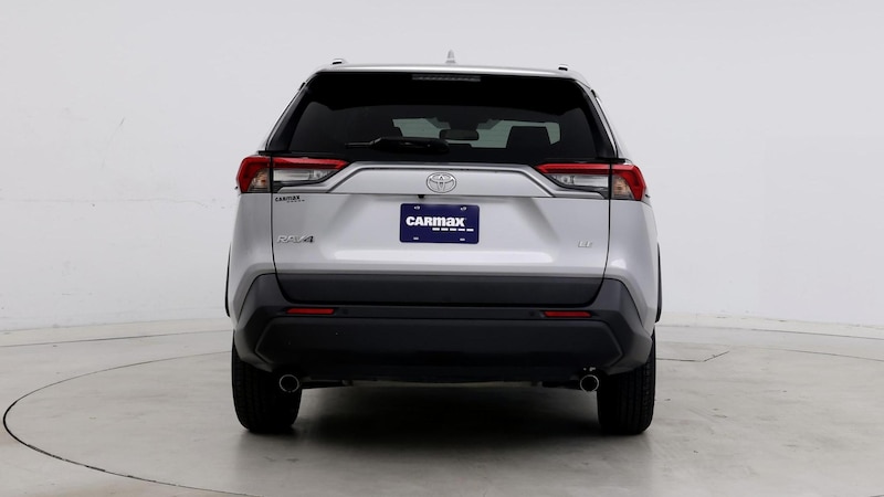 2019 Toyota RAV4 LE 6