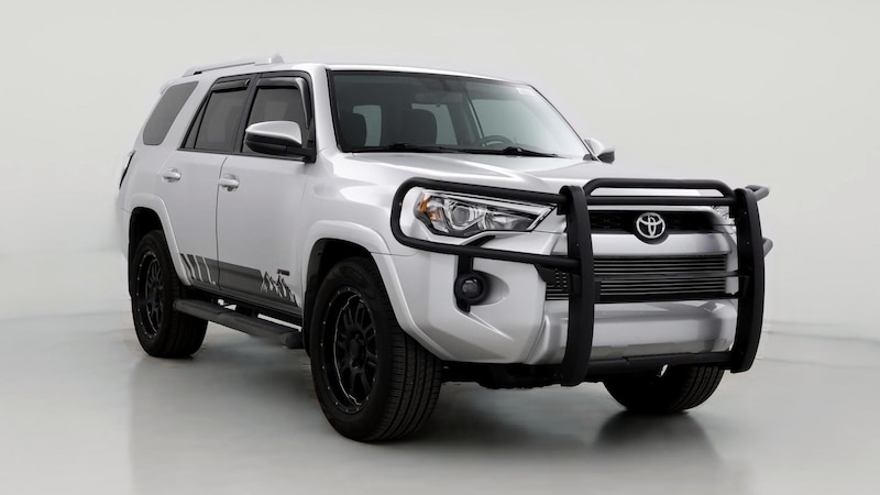 2017 Toyota 4Runner SR5 Hero Image