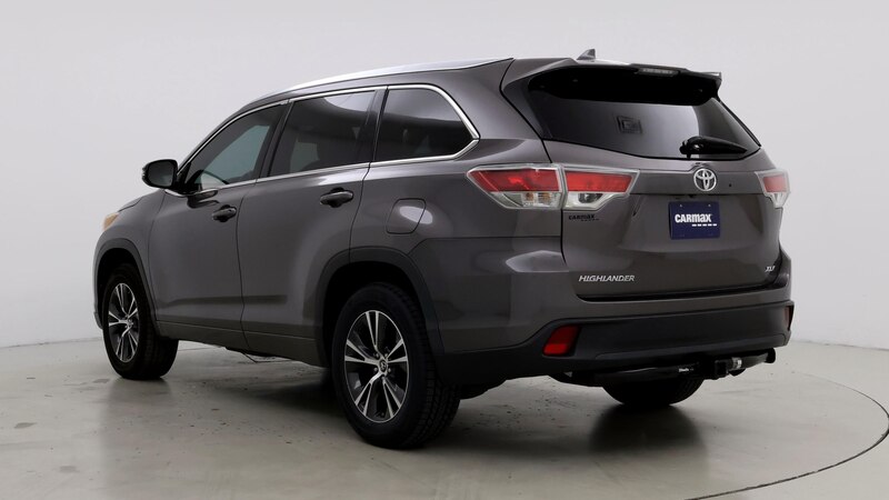 2016 Toyota Highlander XLE 2