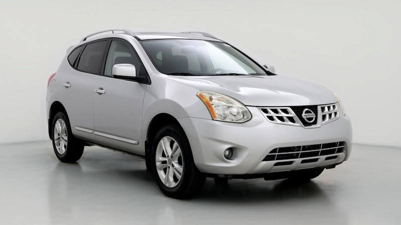 2013 Nissan Rogue SV Hero Image