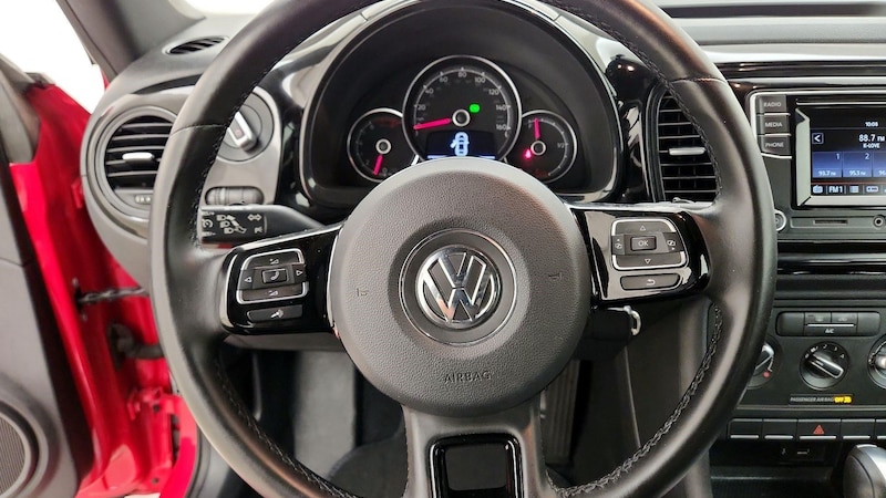 2019 Volkswagen Beetle S 10