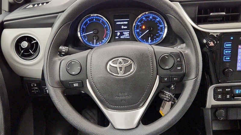 2019 Toyota Corolla LE 10