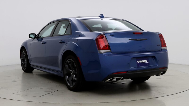 2023 Chrysler 300 Touring 2