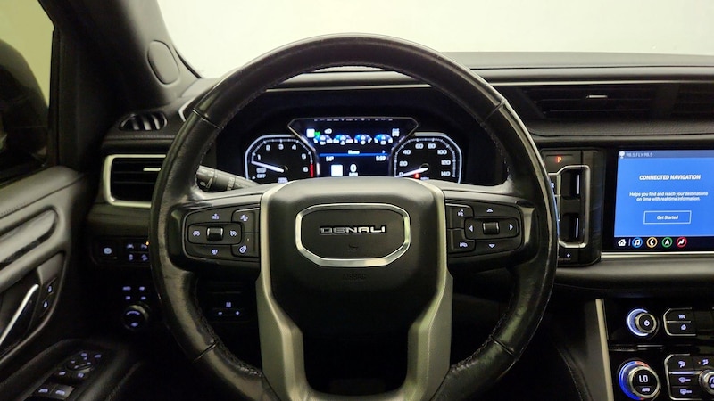 2021 GMC Yukon XL Denali 10