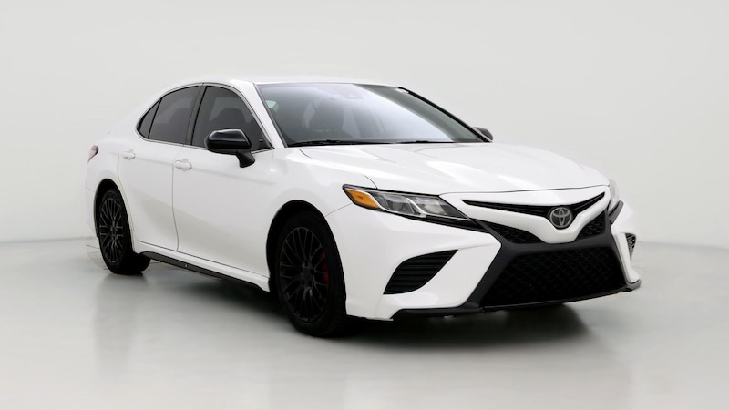 2019 Toyota Camry SE Hero Image