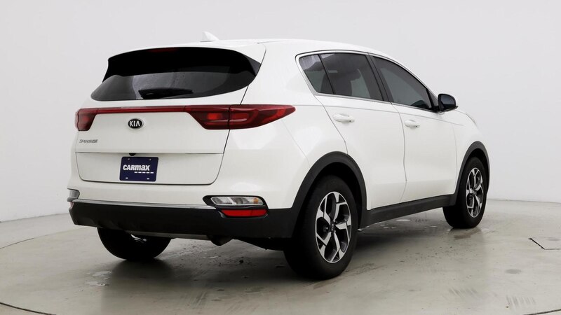 2022 Kia Sportage LX 8