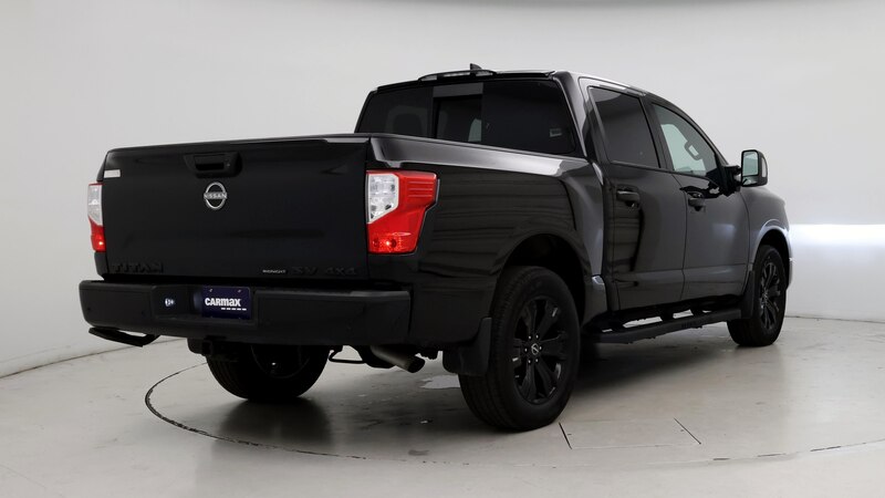 2023 Nissan Titan SV 8