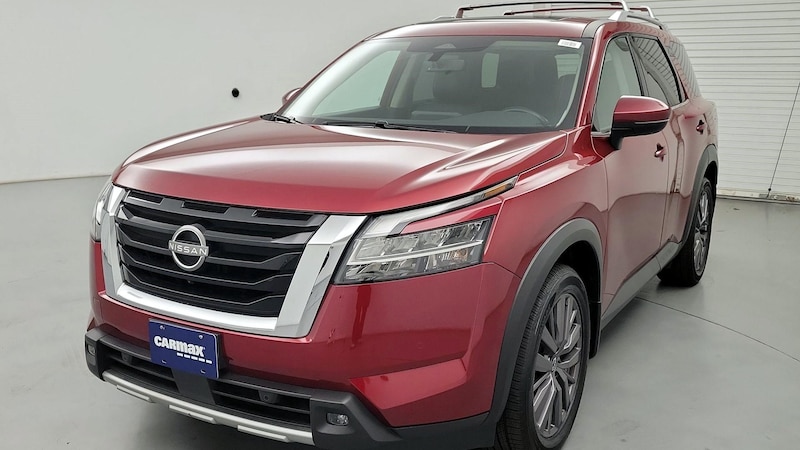 2023 Nissan Pathfinder SL 3