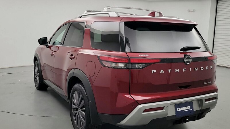 2023 Nissan Pathfinder SL 7