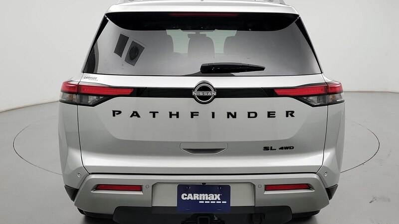 2023 Nissan Pathfinder SL 6