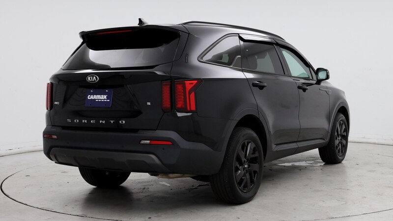 2021 Kia Sorento S 8