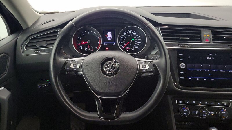 2019 Volkswagen Tiguan SE 10