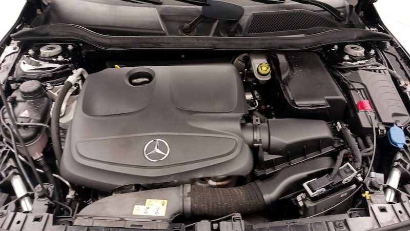 2017 Mercedes-Benz GLA 250 23