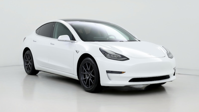 2019 Tesla Model 3 Standard Range Hero Image