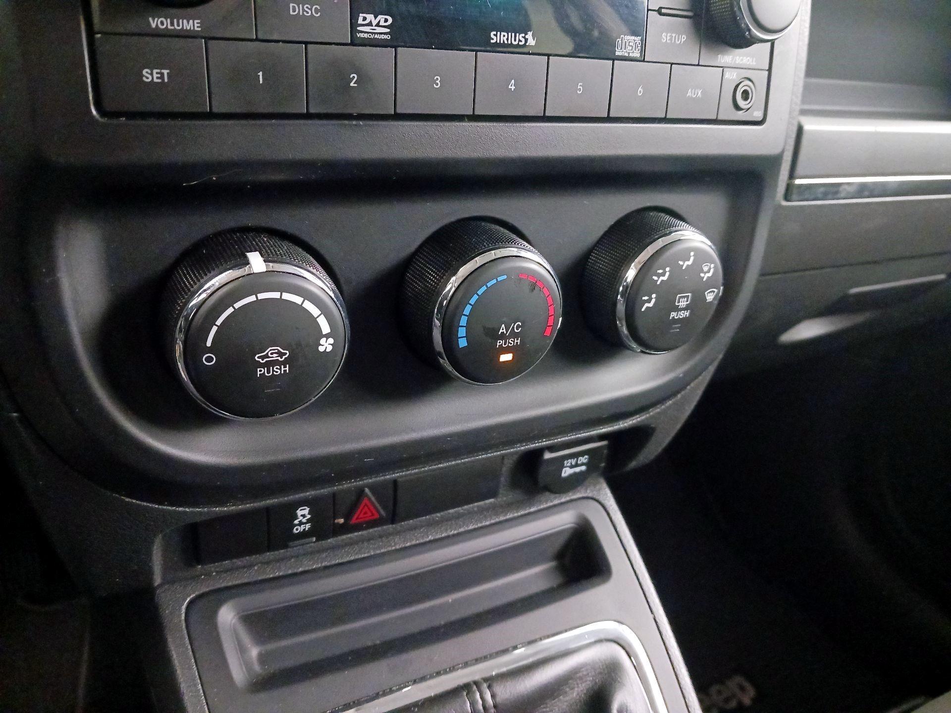 Thumbnail: 2016 Jeep Patriot - 14