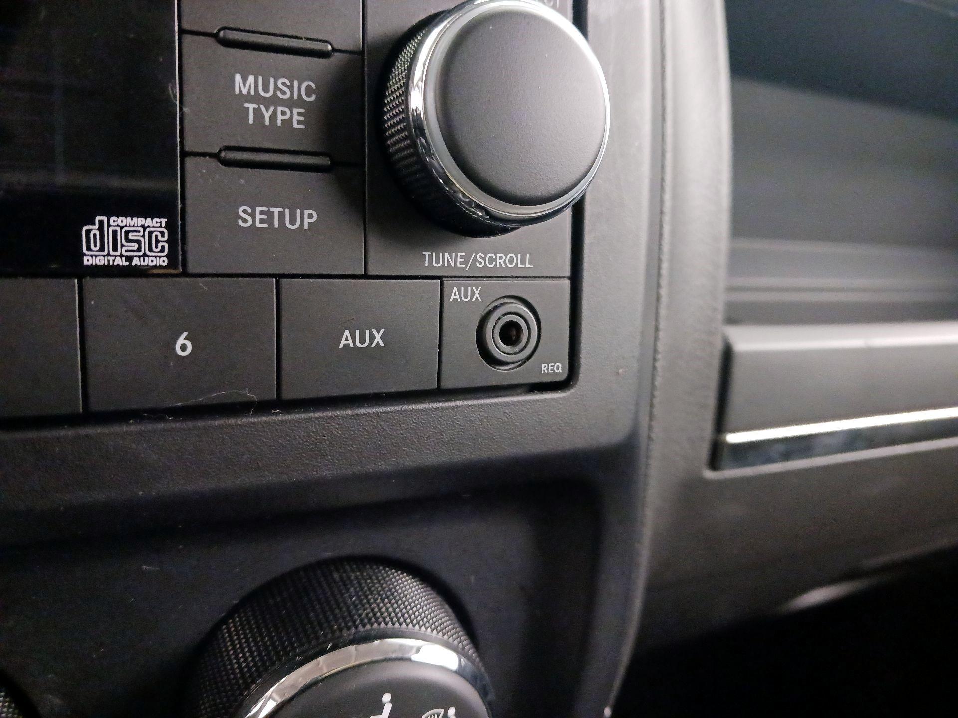 Thumbnail: 2016 Jeep Patriot - 16