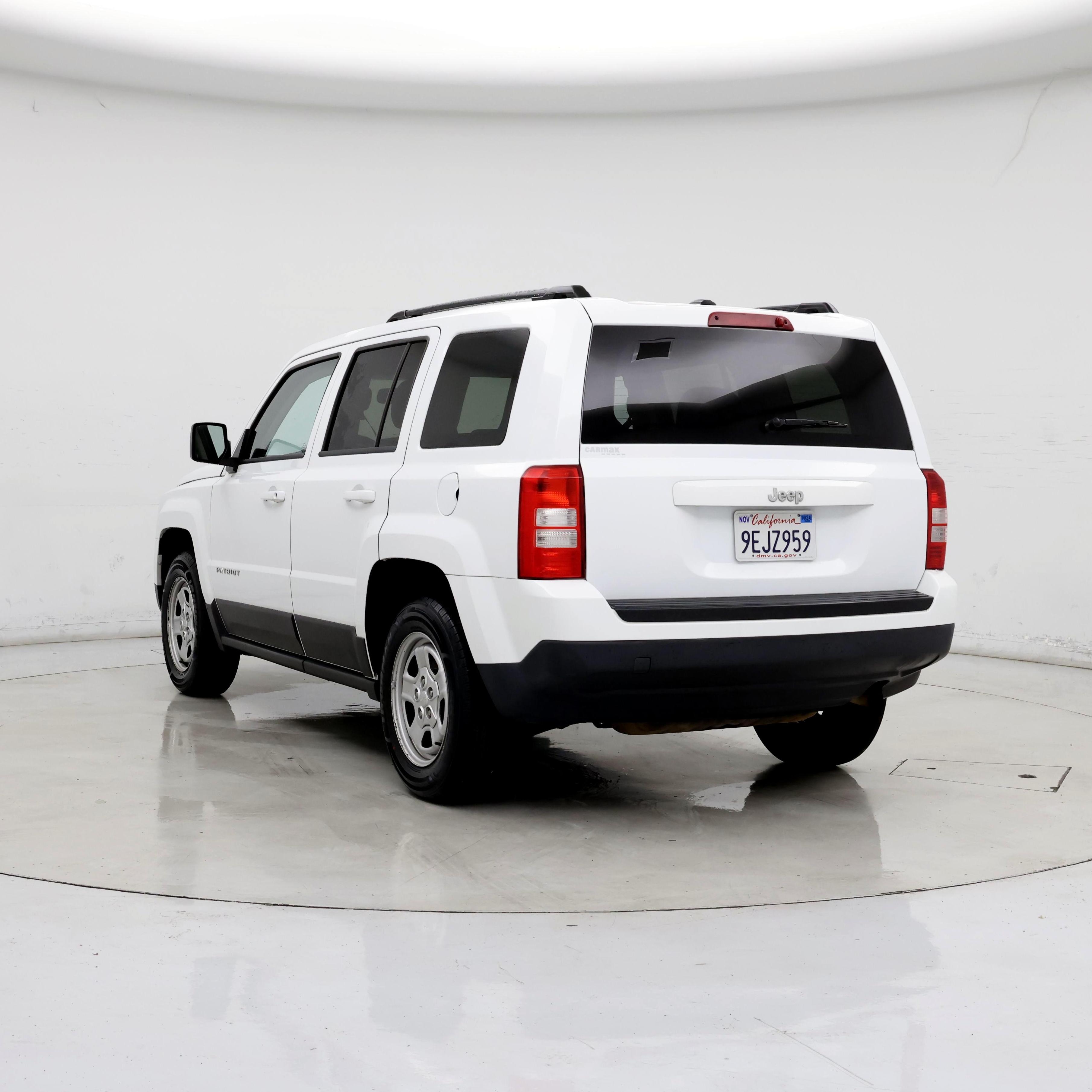 Thumbnail: 2016 Jeep Patriot - 2