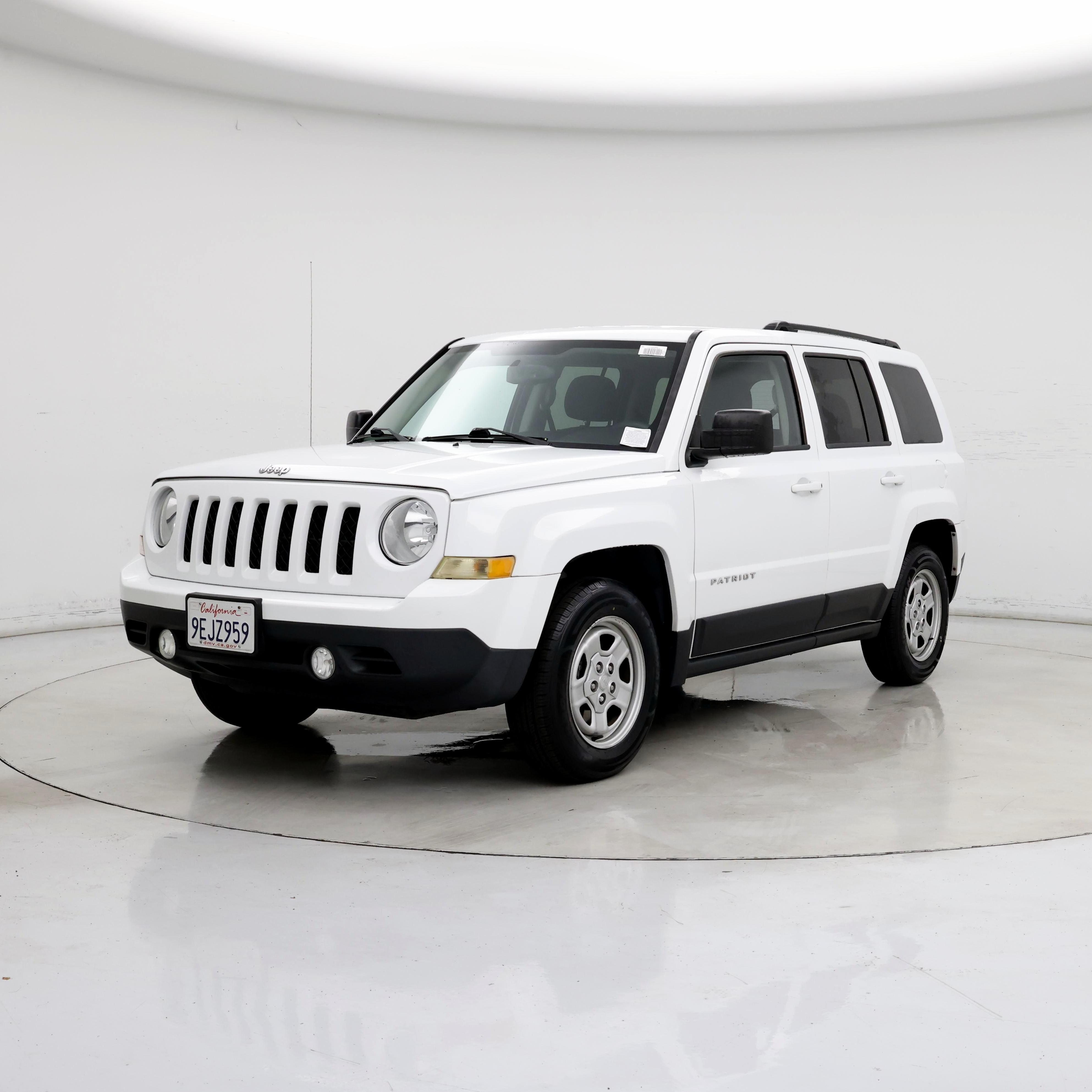 Thumbnail: 2016 Jeep Patriot - 4