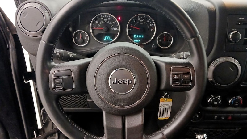 2014 Jeep Wrangler Sport 10