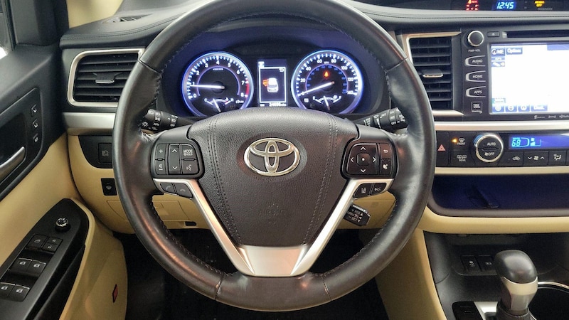 2018 Toyota Highlander Limited 10