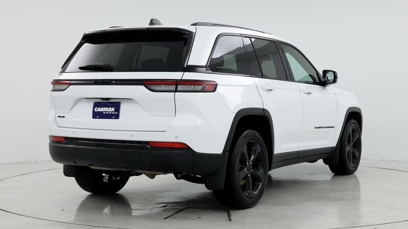 2023 Jeep Grand Cherokee Altitude 8