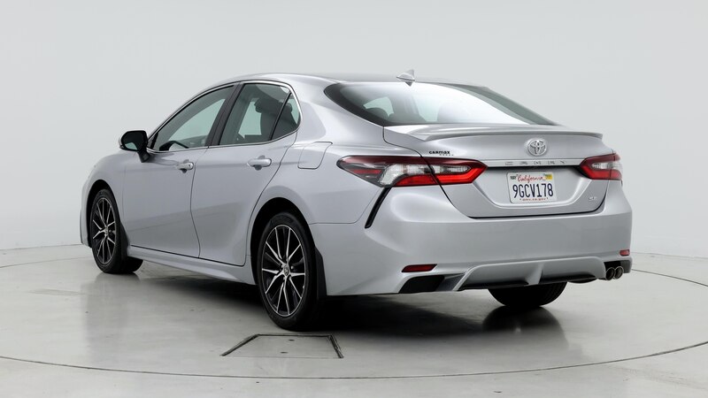 2023 Toyota Camry SE 2