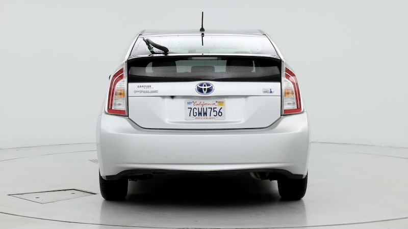 2014 Toyota Prius Two 6