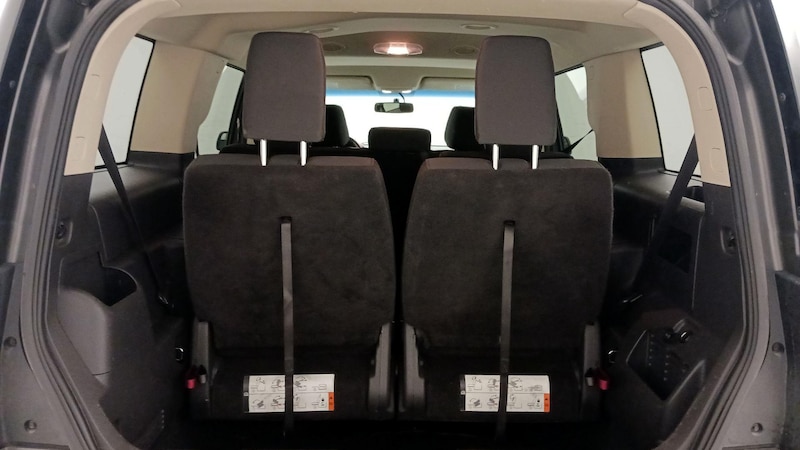 2016 Ford Flex SE 21