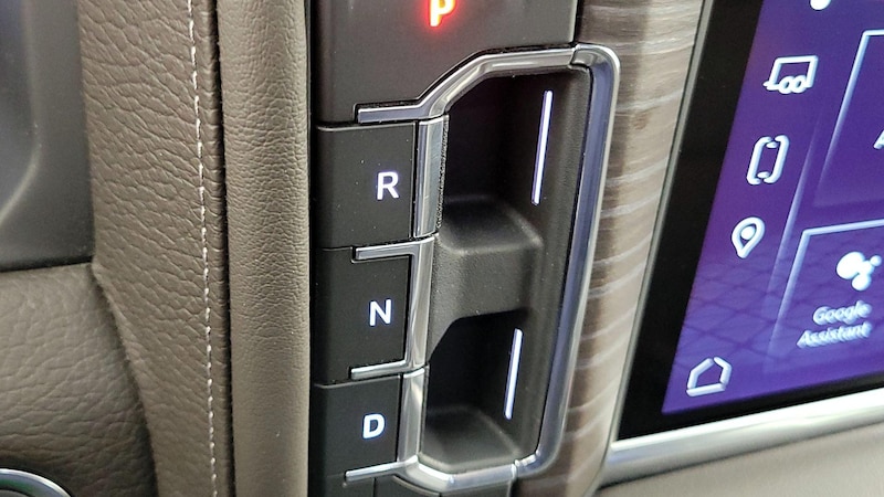 2023 GMC Yukon Denali 18