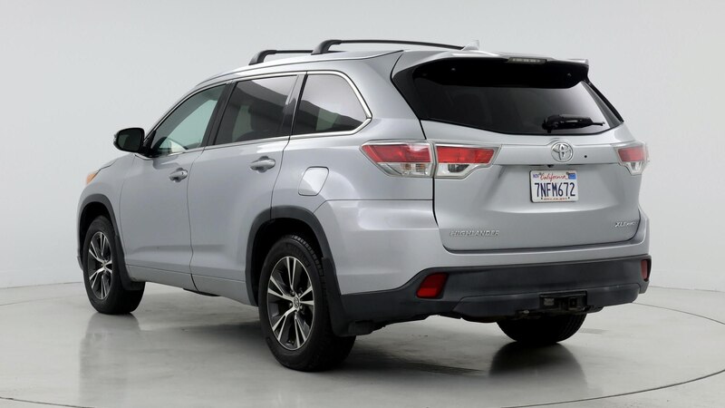 2016 Toyota Highlander XLE 2