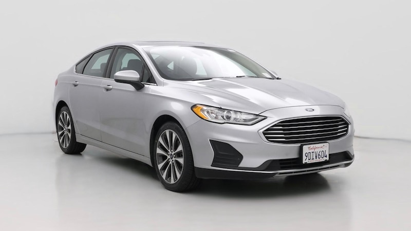 2020 Ford Fusion SE Hero Image