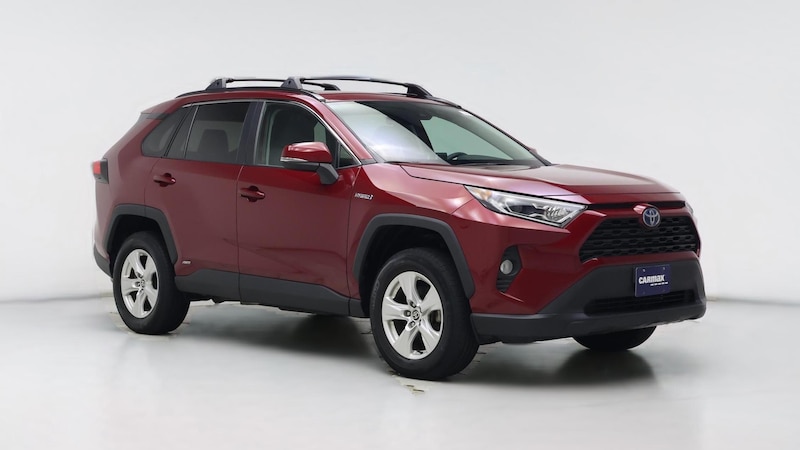 2021 Toyota RAV4 XLE Hero Image