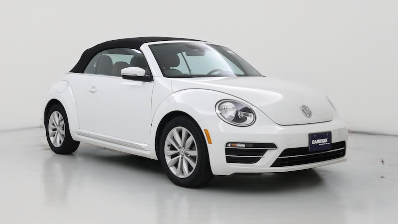 2017 Volkswagen Beetle Classic Hero Image