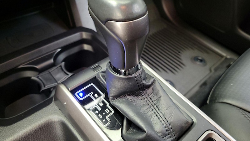2021 Toyota Tacoma Limited 18
