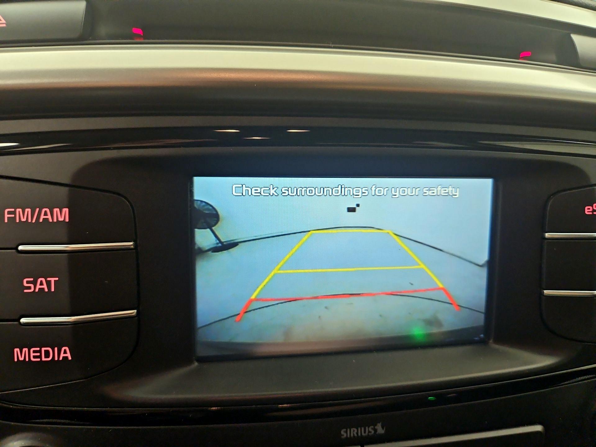 Thumbnail: 2016 Kia Sorento - 14