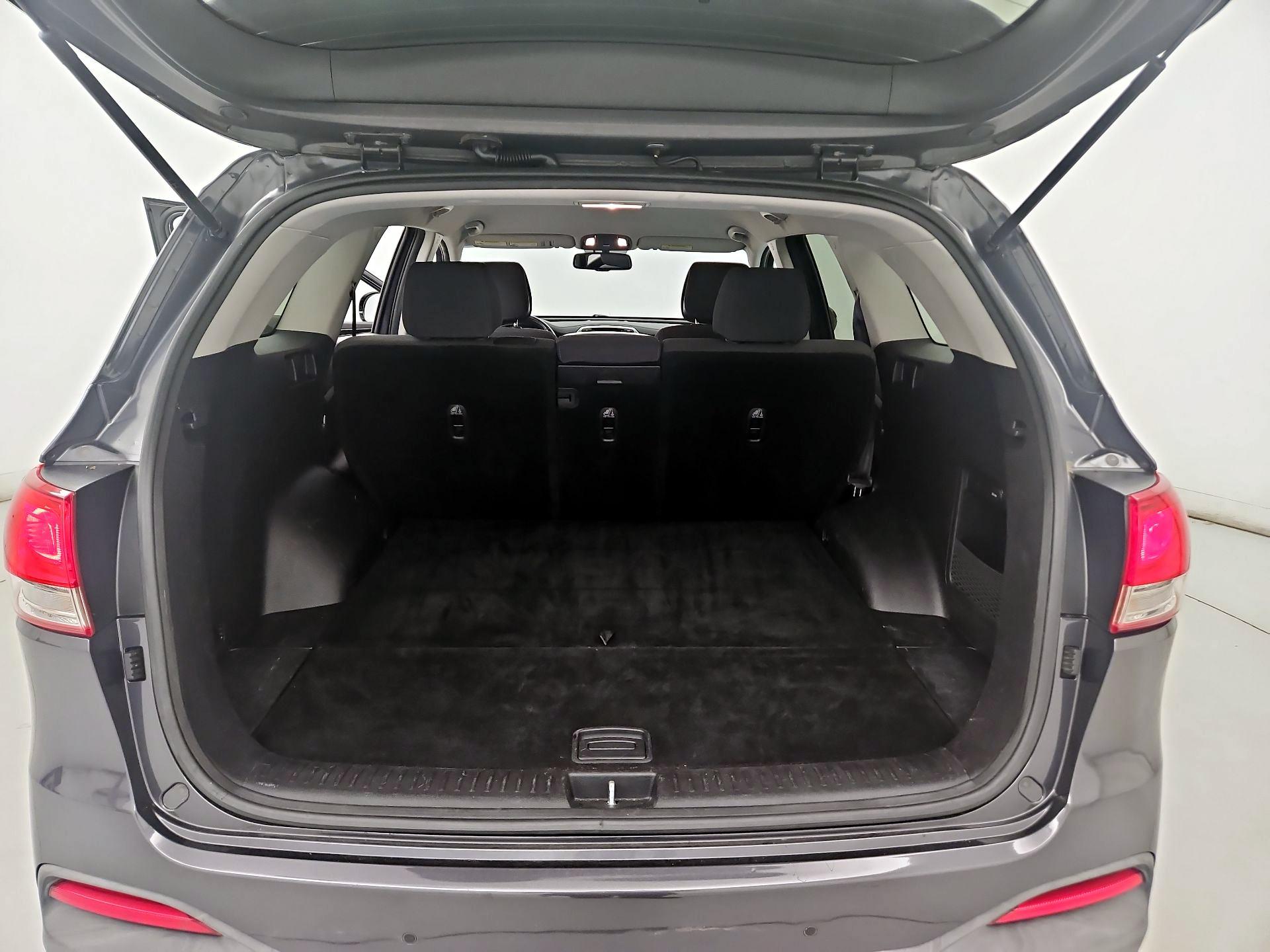 Thumbnail: 2016 Kia Sorento - 20