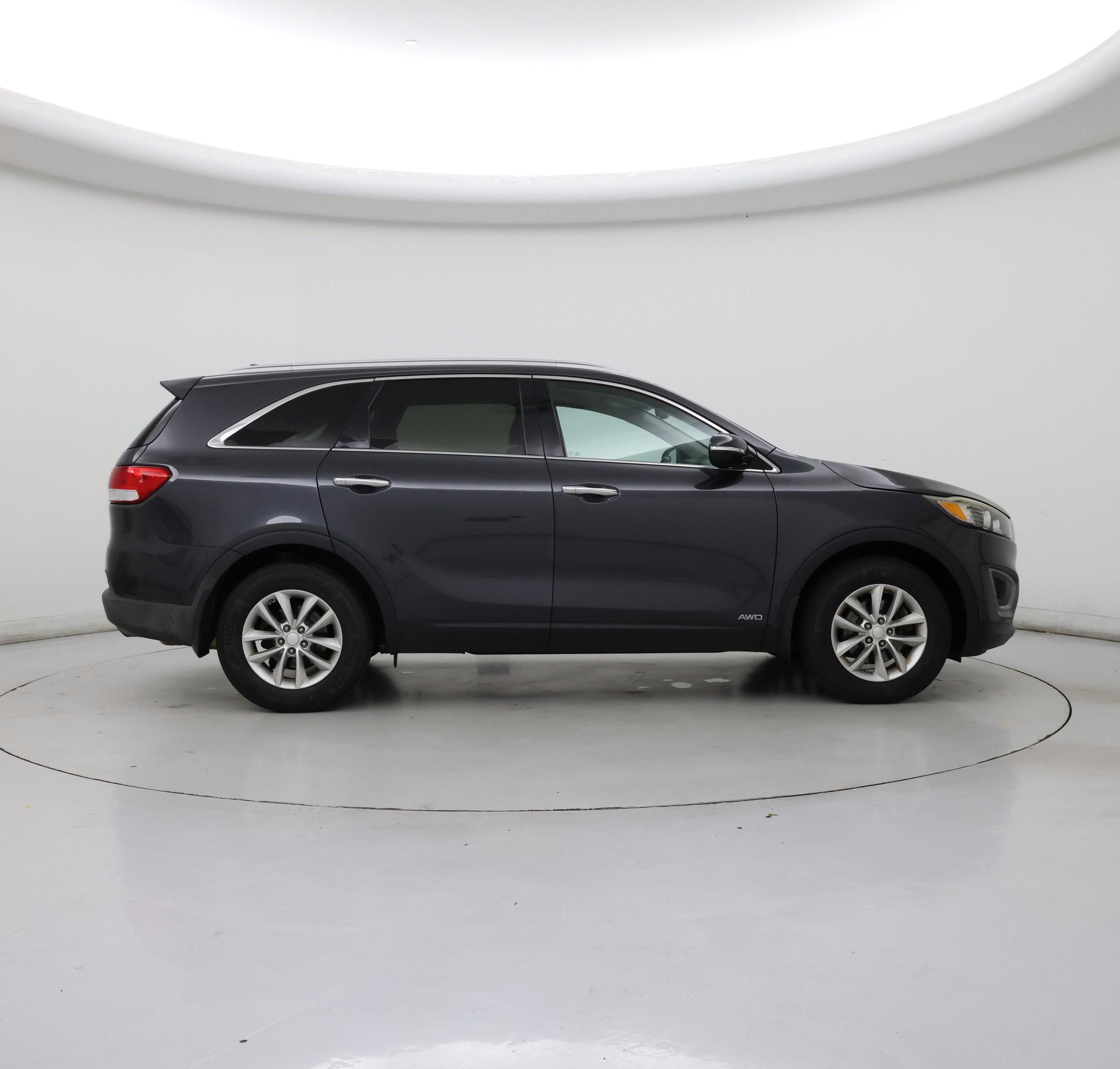 Thumbnail: 2016 Kia Sorento - 7