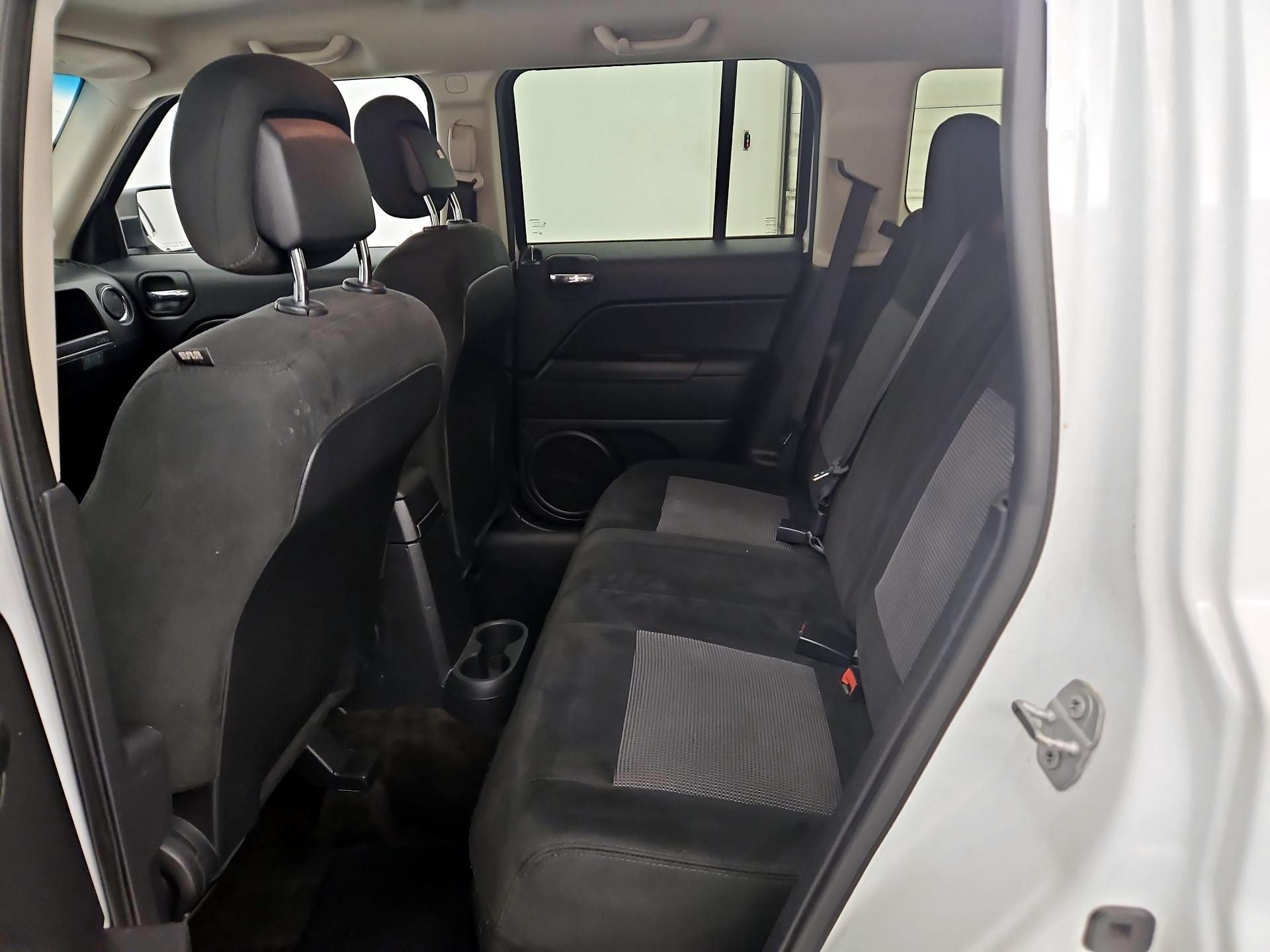 Thumbnail: 2017 Jeep Patriot - 17