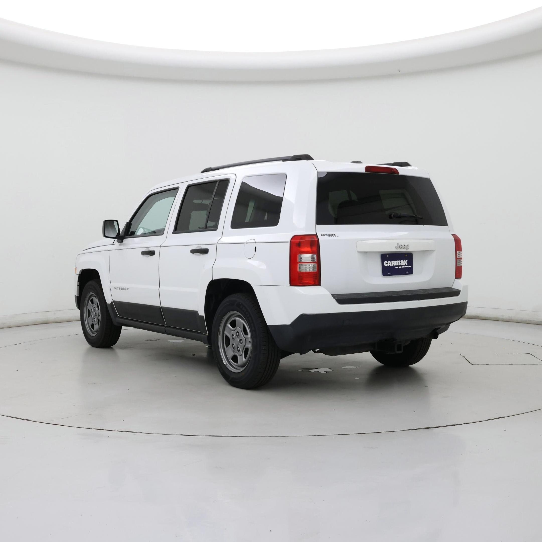 Thumbnail: 2017 Jeep Patriot - 2