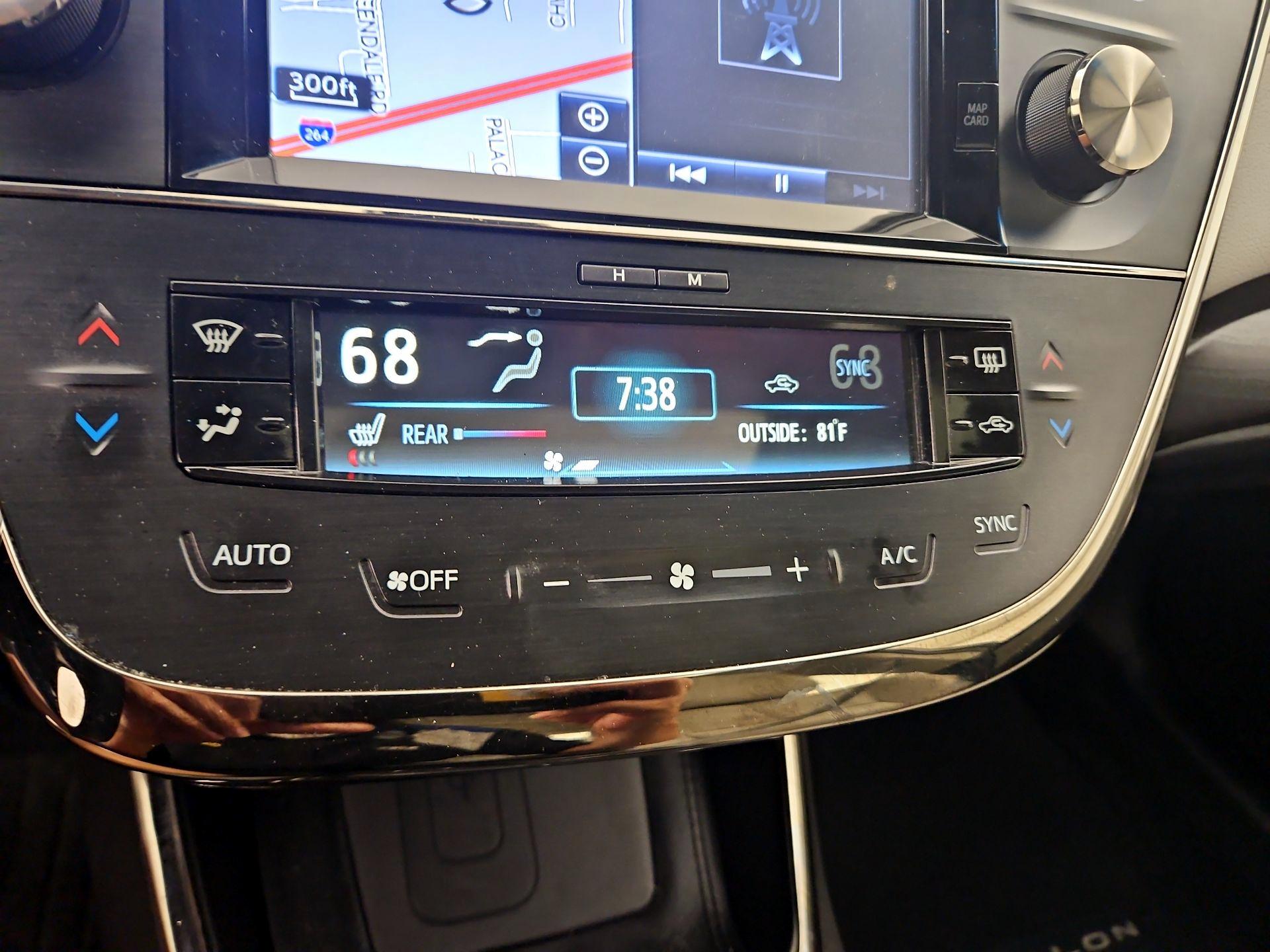 Thumbnail: 2016 Toyota Avalon - 17