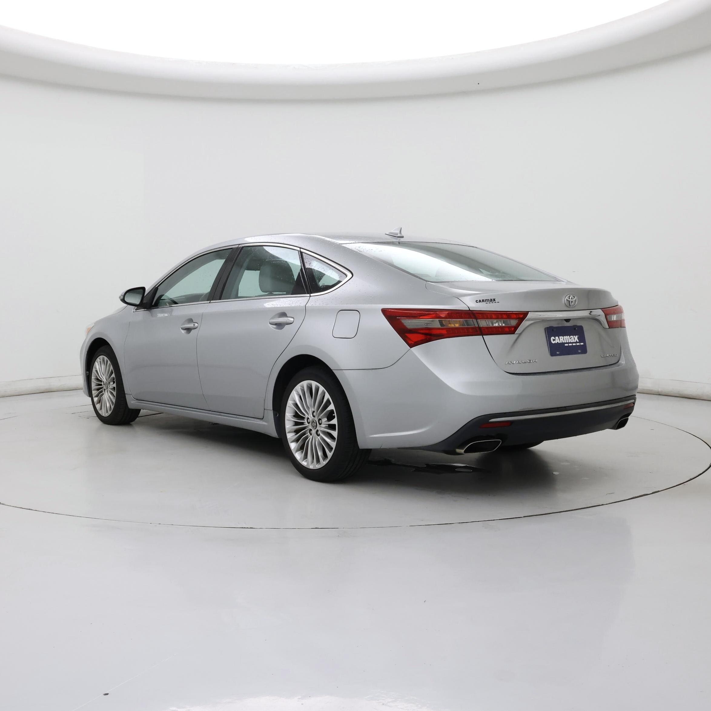 Thumbnail: 2016 Toyota Avalon - 2