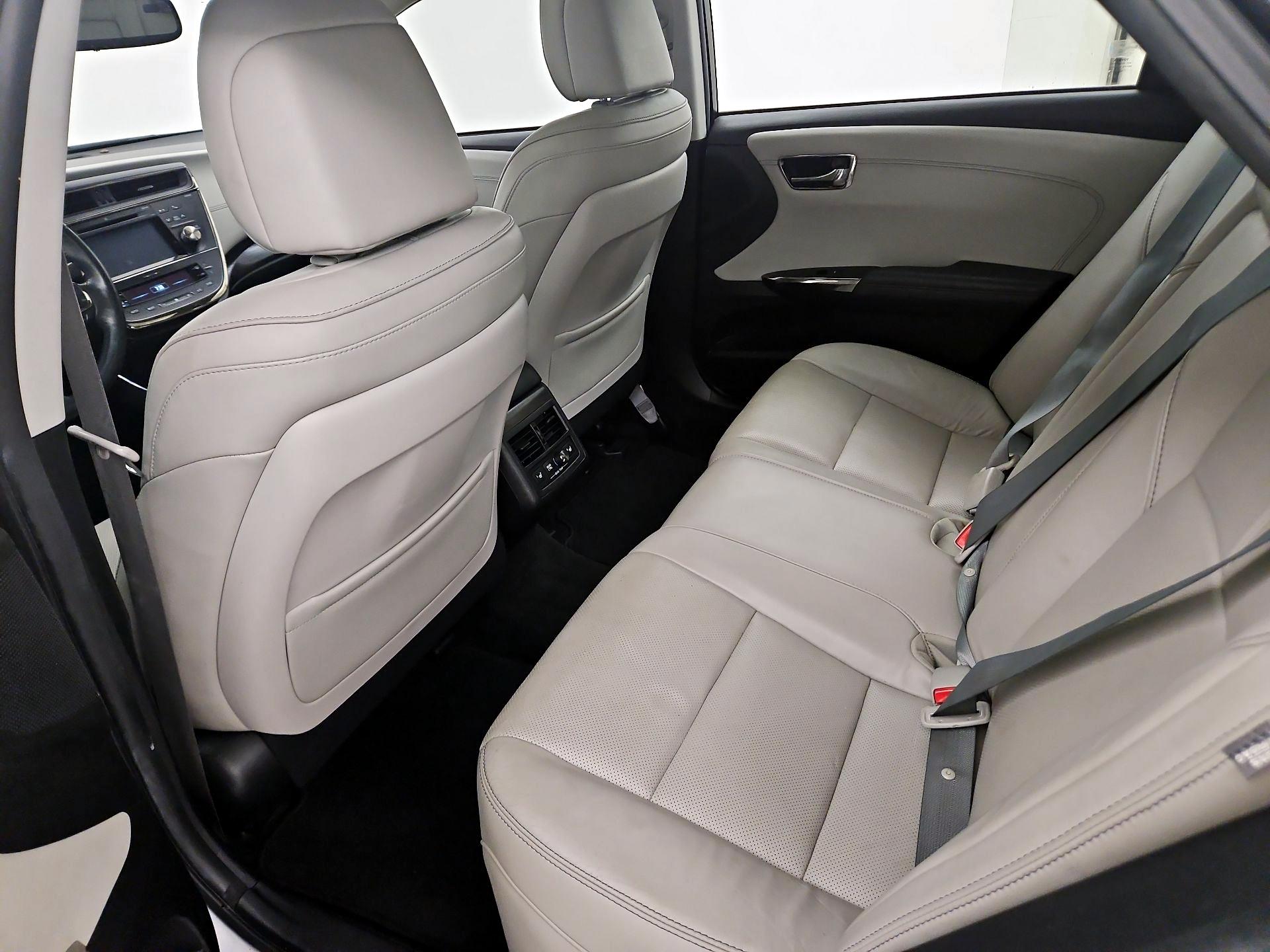 Thumbnail: 2016 Toyota Avalon - 20