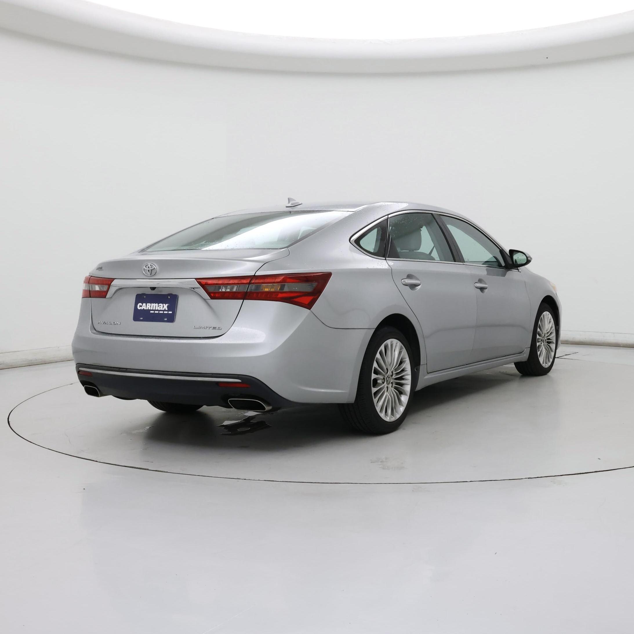 Thumbnail: 2016 Toyota Avalon - 8