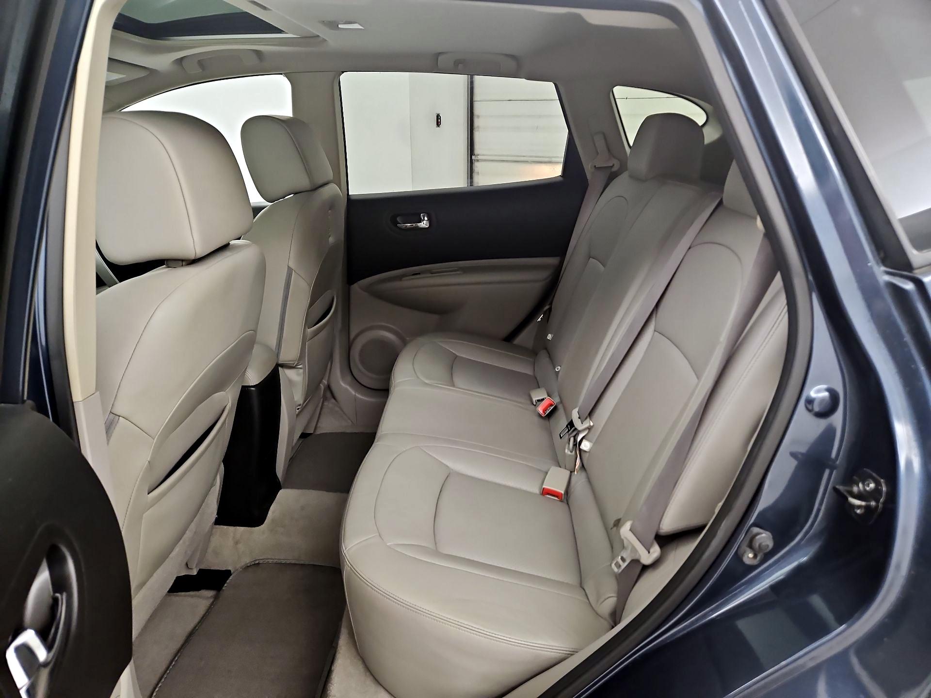 Thumbnail: 2013 Nissan Rogue - 19