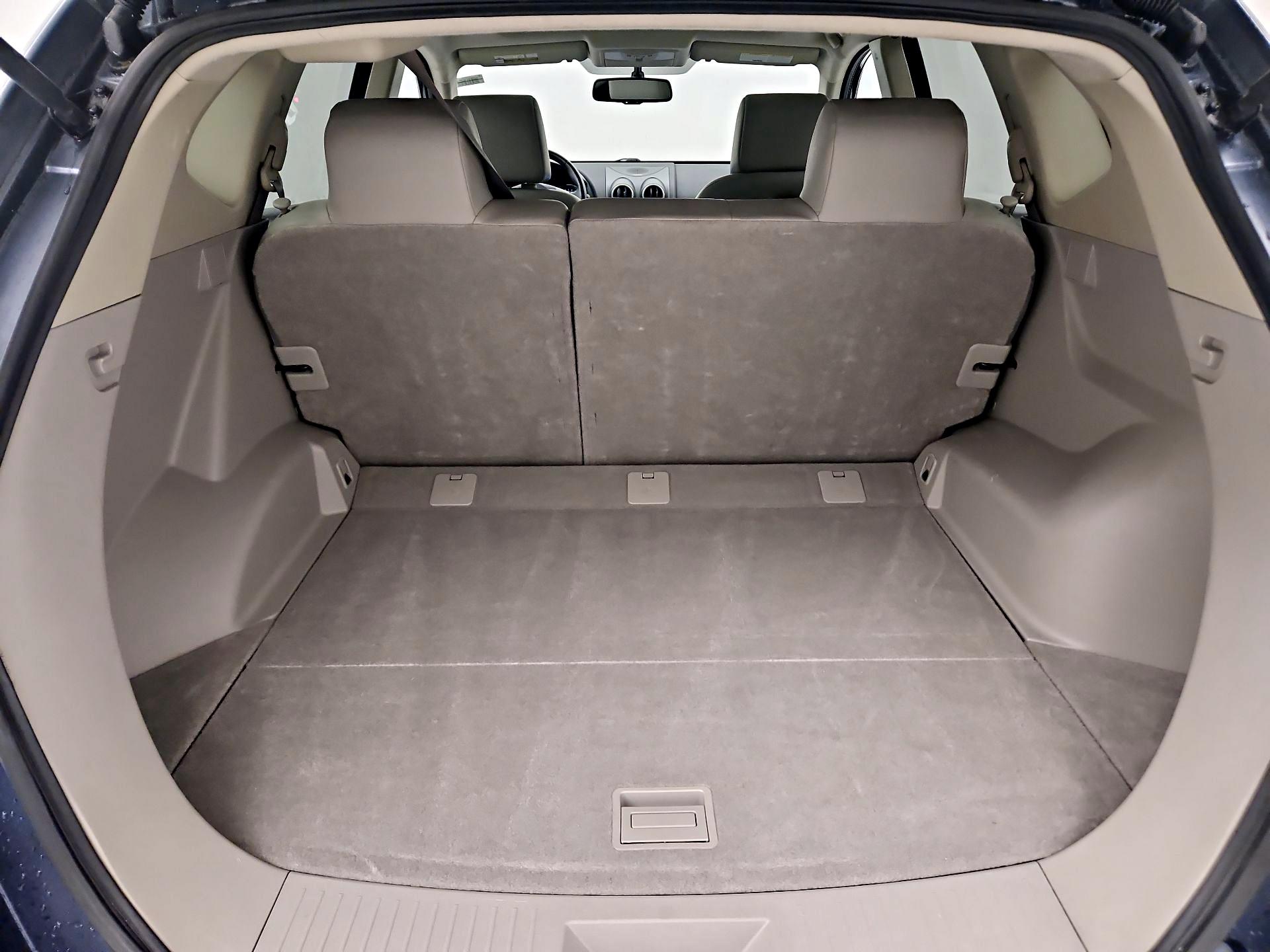 Thumbnail: 2013 Nissan Rogue - 20