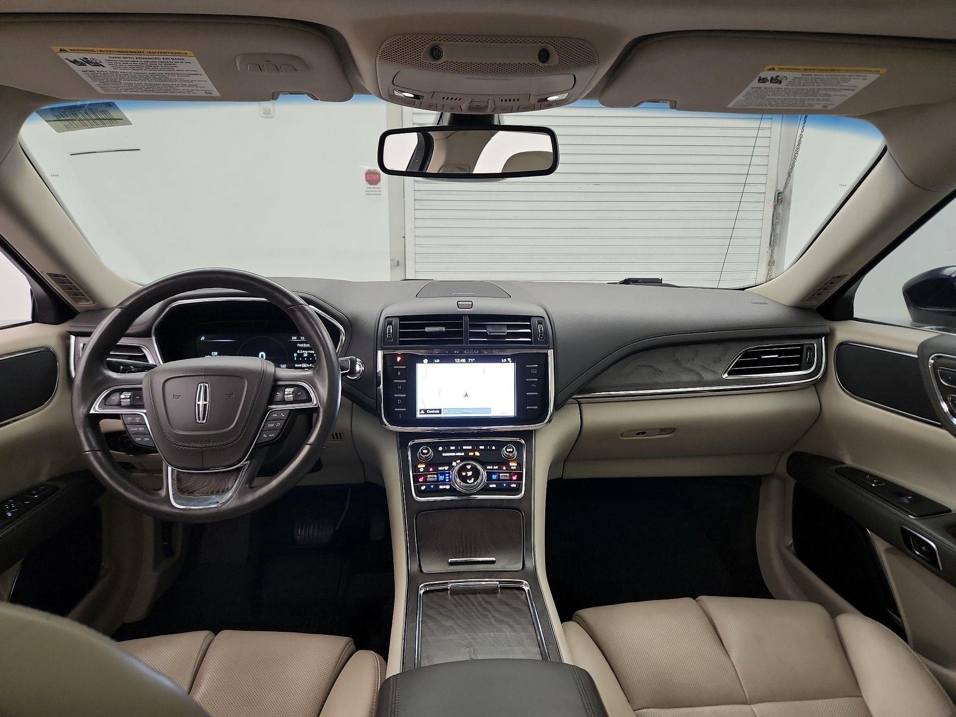 Thumbnail: 2017 Lincoln Continental - 8