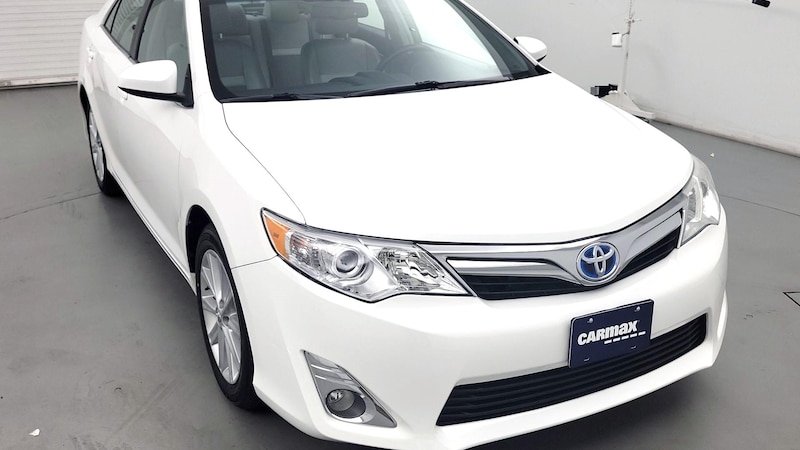 2013 Toyota Camry XLE Hero Image